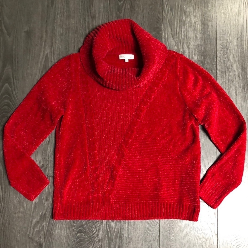 Northern Reflection turtleneck Christmas reds sweater M